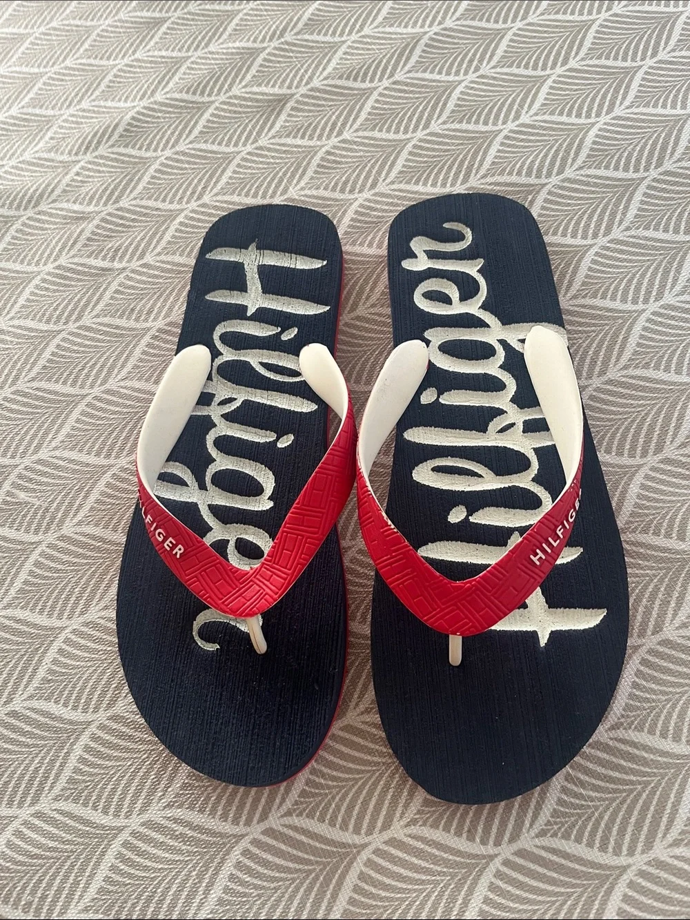 Tommy Hilfiger Navy, Red & White Logo Thong Sandals size 13 new